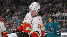 Další paráda v NHL! Tkachuk si trumfl na luxusní trik. Opisoval od Barzala?