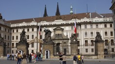 Prezidentské volby se blíží, kandidáti shání miliony na kampaň