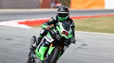 Königa v Itálii zastavil motor. Po 60stupňové výhni se chladí v bazénku