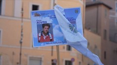Světec nové doby. Papež Lev XIV. svatořečil mladíka z generace mileniálů
