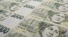 Na Zlínsku létaly vzduchem peníze! Policisté sesbírali čtyřicet tisíc