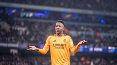 Provokace od fanoušků City mi pomohla, řekl Vinícius. V Realu chce vydržet dlouho