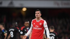 Zabijeme ti manželku! Kapitán Arsenalu čelí drsným výhrůžkám od fanoušků