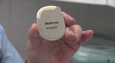 Ve fakultní nemocnici představili nový stimulátor. Pomáhá proti chronické bolesti