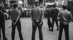 Studenti připravovali před 30 lety pochod za Opletala, lidé sázeli na pád režimu