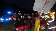 Děsivá nehoda: Felicie v České Třebové smetla sloup!