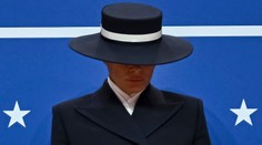 Elegantní návrat první dámy USA. Symbolika je jasná, říká novinářka