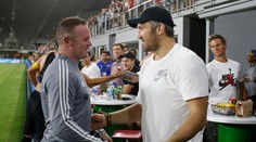 To je smůla! Rooney před zraky Ovečkina hned dvakrát trefil břevno