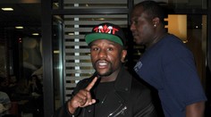 Mayweather si udělal z Čechů dobrý den. Přišel až na afterparty!