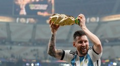 Messi překonal instagramový rekord. S trofejí ulehl i do postele