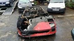 Zrenovované Ferrari F40 za 35 milionů shořelo na popel