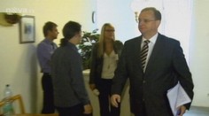 Rebelie v ODS: Balíček DPH odložen, církevní restituce odloženy