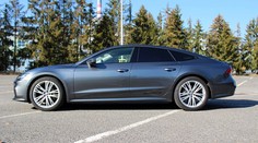 Žena dostala od bratra k Vánocům audi. Vzápětí o něj znovu přišla!