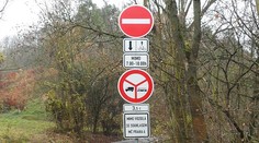Rébus pro řidiče: Za jak dlouho pochopíte tuhle šílenou značku?