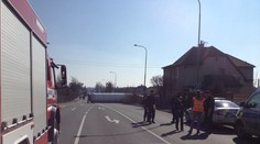 V Jaroměři bourala cisterna s plynem, lidé z okolí se evakuovali