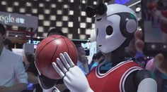 Basketbalisté, třeste se. Roboti s umělou inteligencí sázejí jeden koš za druhým