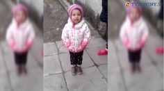 Lauře (2) řekli, že má angínu. Teď nemůže téměř chodit ani mluvit!