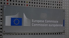 Evropská komise zažaluje Česko a Maďarsko