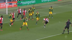 Borec na konec! Fotbalista Feynoordu vstřelil krásnou branku