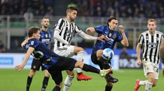 V závěru penalta a gól. Šlágr mezi Interem a Juventusem nepoznal vítěze
