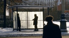 Na autobusové zastávce se v Rusku zapálil muž. Nechci na frontu, křičel