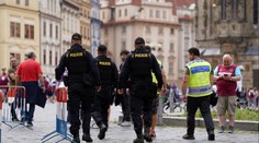 Násilí v Praze. O potyčkách mezi fanoušky píšou už i ve Velké Británii