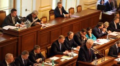Blíží se konec a ministři zvolnili tempo! Kdo ještě pracuje naplno?