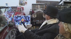 Dvojice sledovala pohřeb královny ve stylu. Za volantem historického auta
