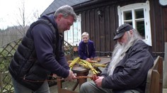Bob a Bobek pletou pomlázky už čtvrtstoletí. Zvládli jich už tisíc