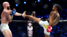 Henderson zaskočil v Bellatoru domácího favorita. Nyní chce bojovat o titul