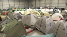Výstava stanů předvedla nové trendy. Češi chtějí mít v přírodě pohodlí
