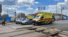 V Praze se srazila dvě nákladní auta. Čtyři lidé jsou zranění