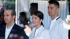 Ronaldo vynechal zápas, otevíral kliniku na transplantaci vlasů