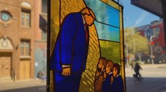 V New Yorku vznikla absurdní výstava o Trumpovi. Koná se v kapli