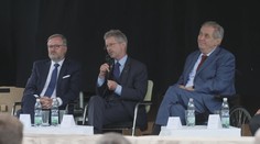 Začal agrosalon Země živitelka. Zeman vyzval k zastropování cen energií