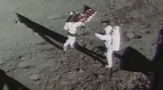 Let astronautů na Měsíc se odkládá. Nejdříve se tam podívají v roce 2025