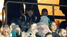 Neymar na tribuně běsnil! Na rozhodčích nenechal nit suchou