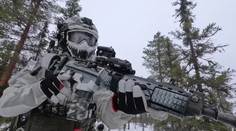 Švédští vojáci trénují boj v zimě. NATO chce posílit obranu na severu