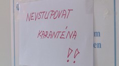 Nemocnice v Pardubickém kraji opět zavírají dveře. Návštěvníci do nich nemohou