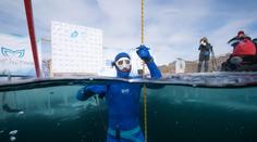 Ruský freediver posunul lidské limity! V ledových hlubinách stanovil nový rekord