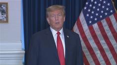 Donald Trump dostal obří pokutu. Musí použít skoro všechny své peníze