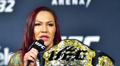 UFC přišla o jednu z tváří! Cyborg se loučí, fanouškům poslala vzkaz
