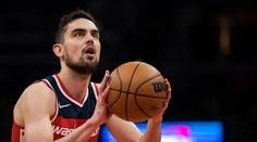 Čechům se v NBA bodově nedařilo, jejich týmy navíc doma padly