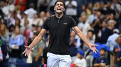 Spojené státy mají po 18 letech finalistu US Open, světovou jedničku vyzve Fritz