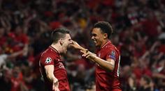 Běžný den Liverpoolského obránce: Čtyřikrát zavolat svému parťákovi