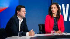 Autem jezdí menšina lidí, tvrdí aktivistka. Potřebují je, oponuje motorista