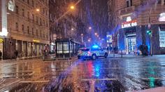 Policejní manévry v Praze. V centru pobíhal muž s maketou granátu