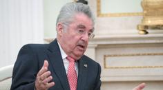 Rakouského prezidenta čeká netradiční cesta do Lán
