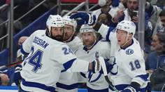 Tampa slaví první semifinálové vítězství. V poslední minutě rozhodl Ondřej Palát