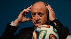 Sex ano, ale žádné kaskadérské kousky! Scolari povolí hráčům jen některé polohy